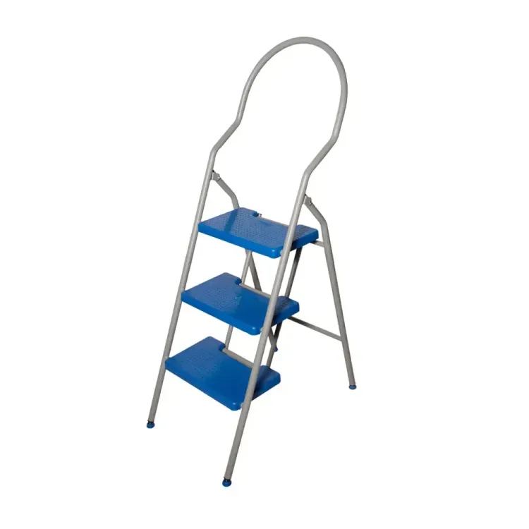 Escalera Plegable Milenium 3 Pasos 1