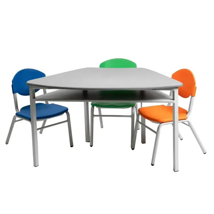 Mesa Trapezoidal Preescolar con 3 sillas (Manual Ministerio de Educación)