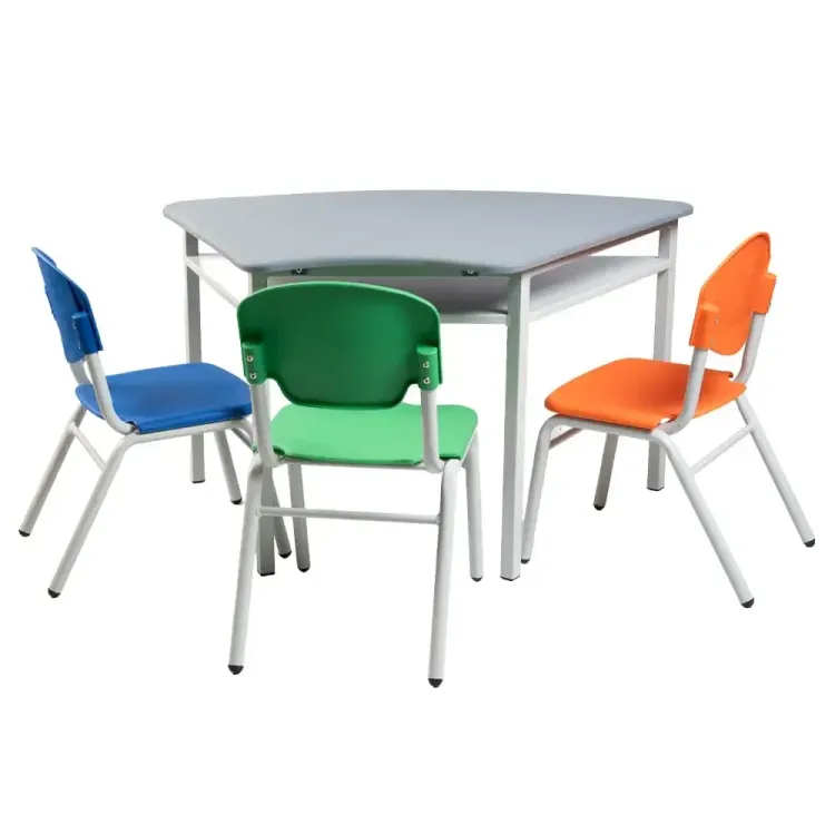 Mesa Trapezoidal Preescolar con 3 sillas (Manual Ministerio de Educación) 2