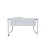 Escritorio Gerencial en L Tipo C con Faldón Blanco 1