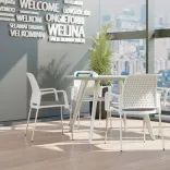 Silla Blanca Interlocutora Pinko 1
