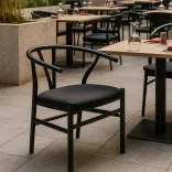 Silla Metálica Media Luna 1