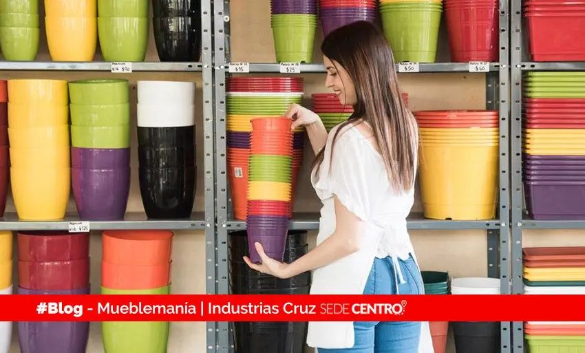 Imagen destacada para el artículo: Guía definitiva para comprar la estantería perfecta