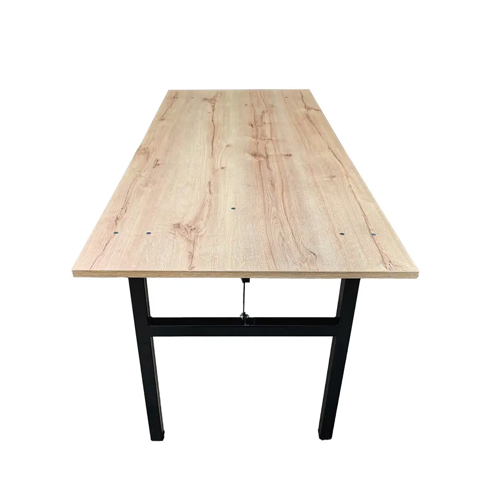 Mesa de juntas moderna, de diseño elegante, ideal para reuniones de oficina, con capacidad para varios usuarios y acabado en color neutro.